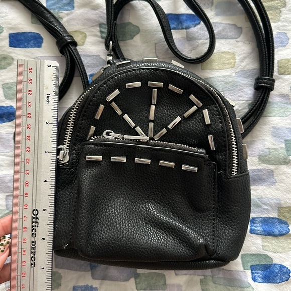 Small stuffed mini backpack - Picture 2 of 5